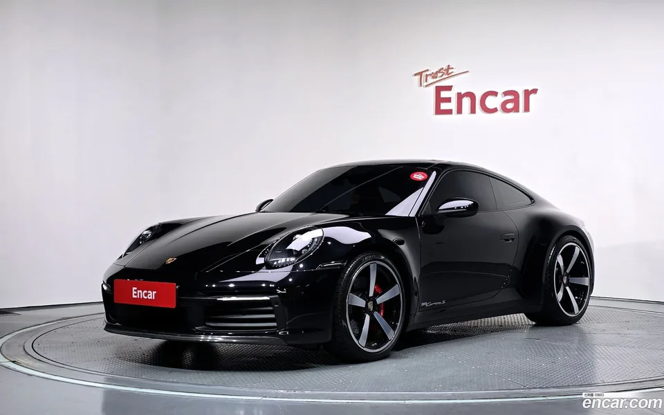 Porsche 911 (992) 2022