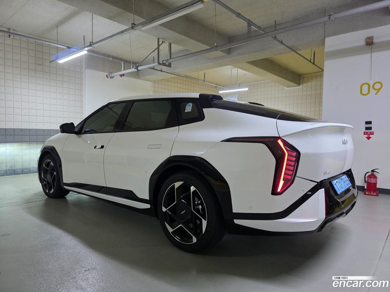 Kia EV4 2026 — 4