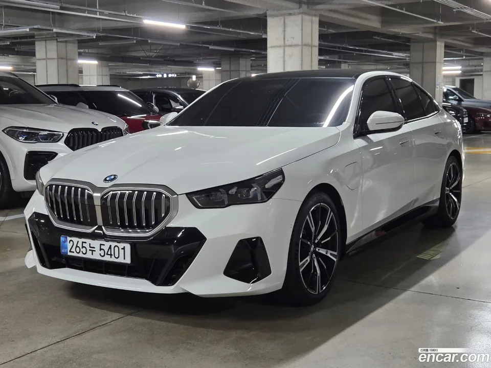 BMW 5 Series 2025