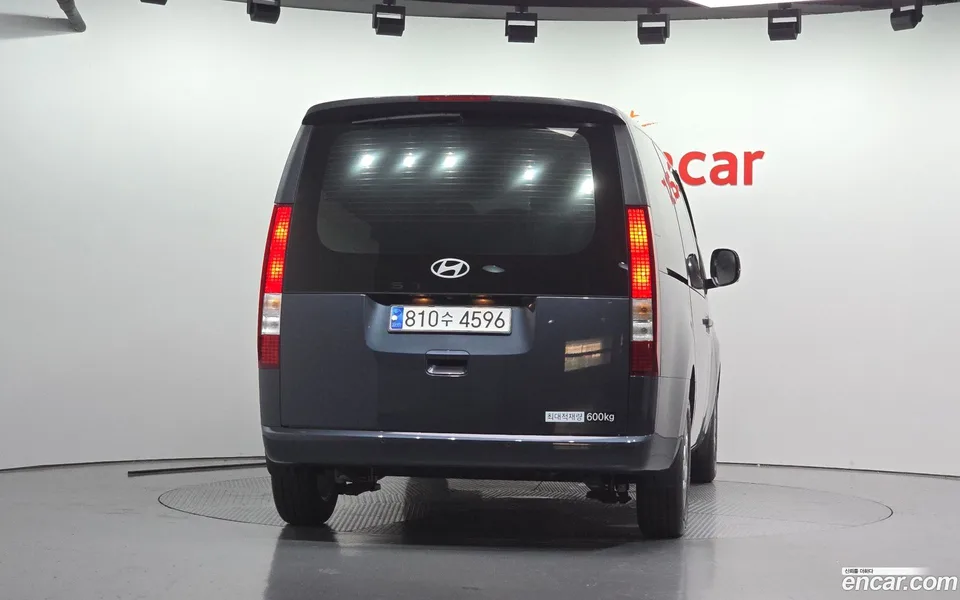 Hyundai Staria L3.5 5 2024 — thumbnail 4