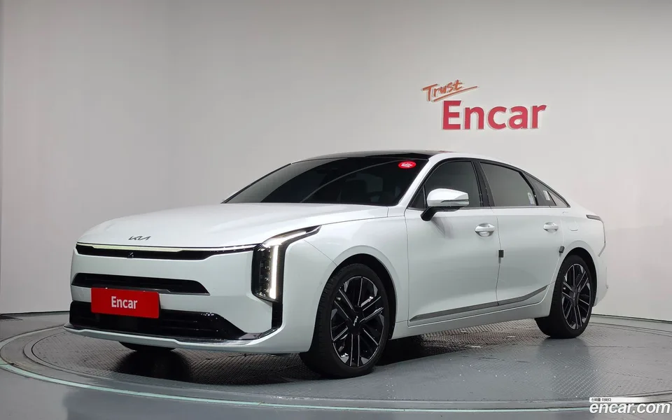 Kia K8 Hybrid 2025