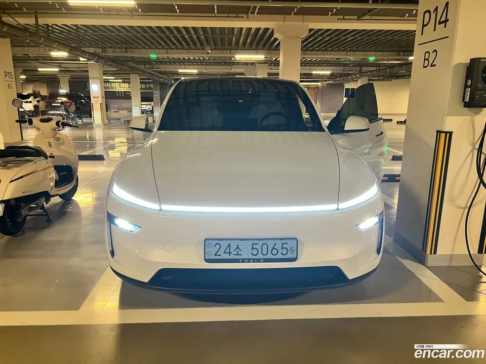 Tesla Model Y 2026