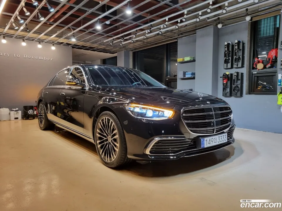 Mercedes-Benz S-Class 2022