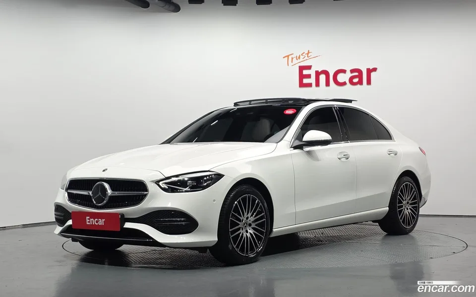 Mercedes-Benz C-Class 2025