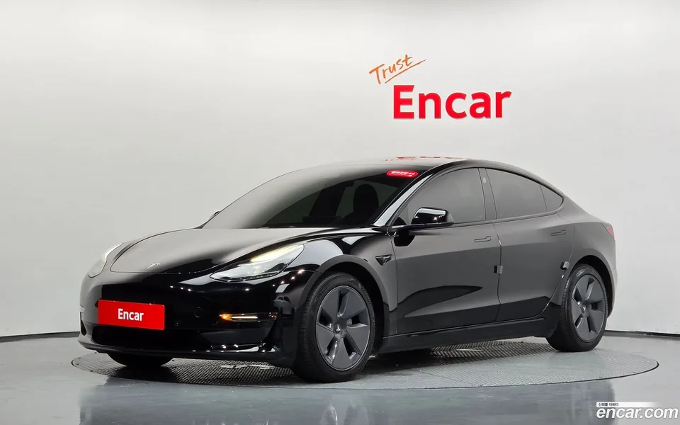 Tesla Model 3 2022