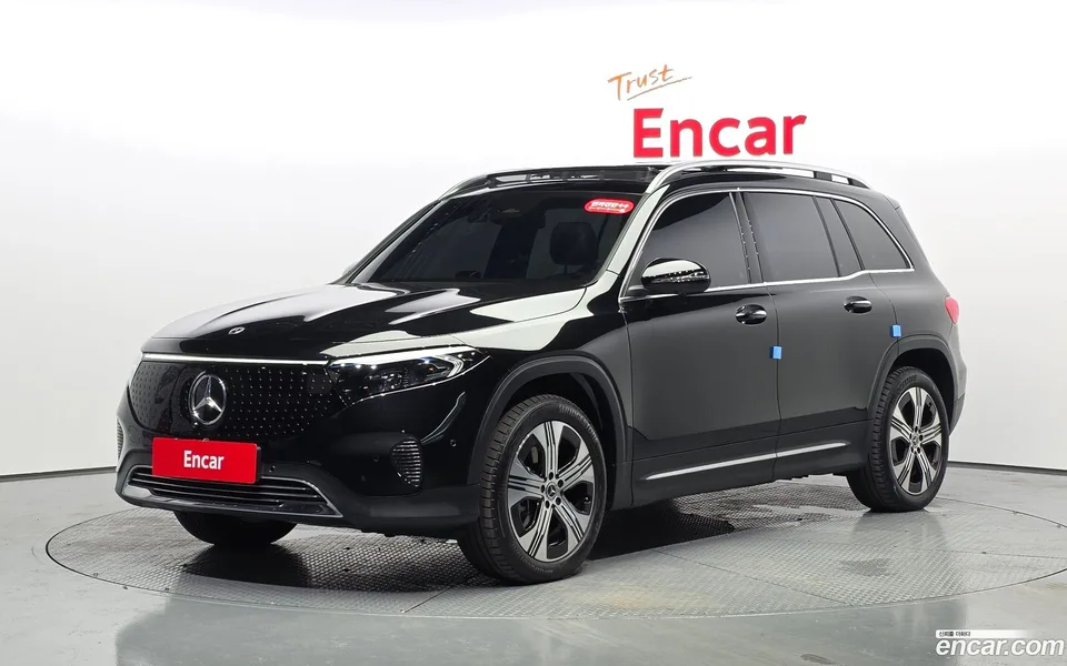 Mercedes-Benz EQB 2025