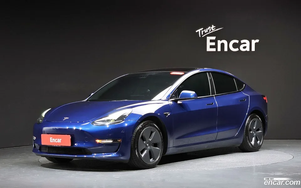 Tesla Model 3 2022