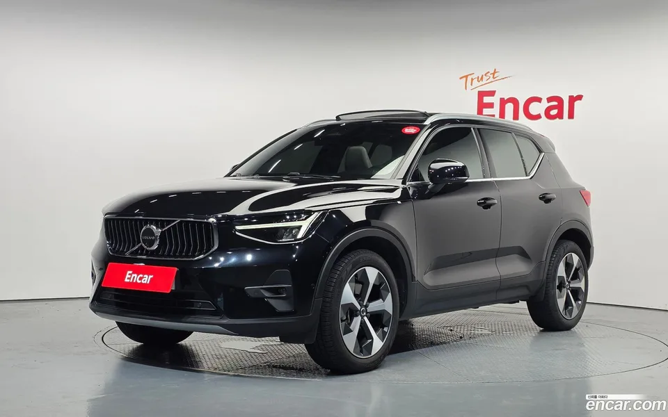 Volvo XC40 2023