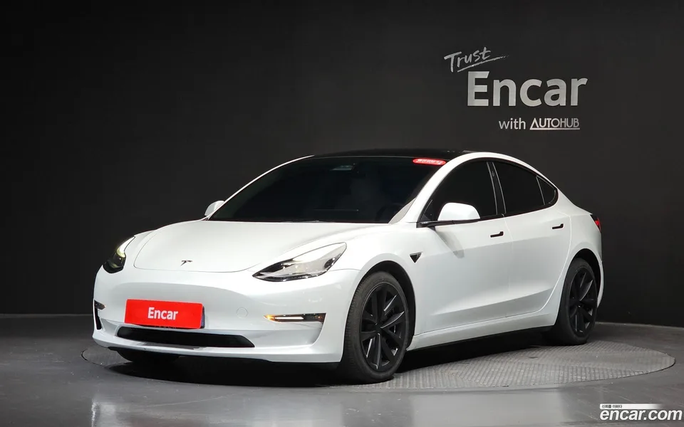 Tesla Model 3 2022