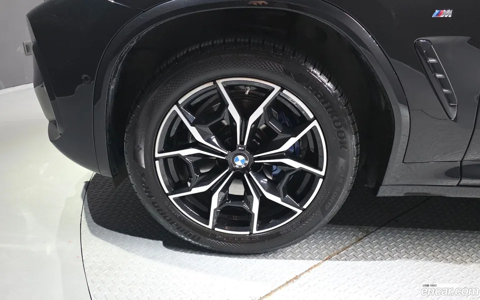 BMW X4 xDrive20d M 2024 — миниатюра 2