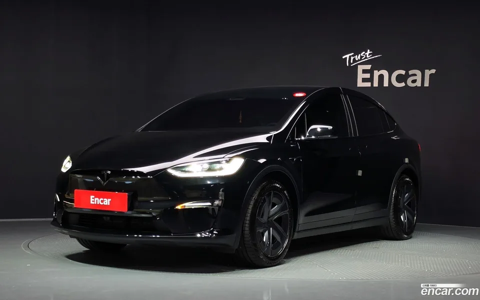 Tesla Model X 2026