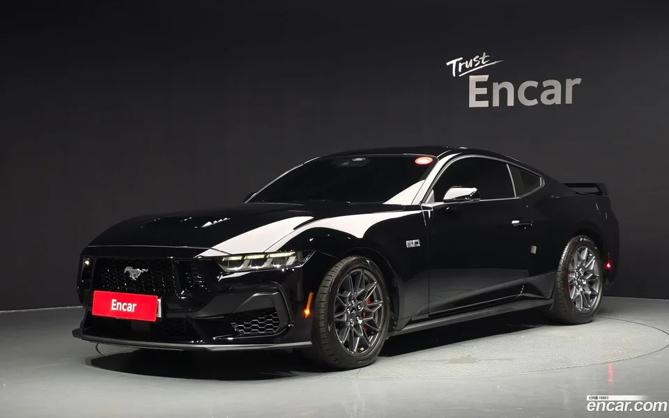 Ford Mustang 2024