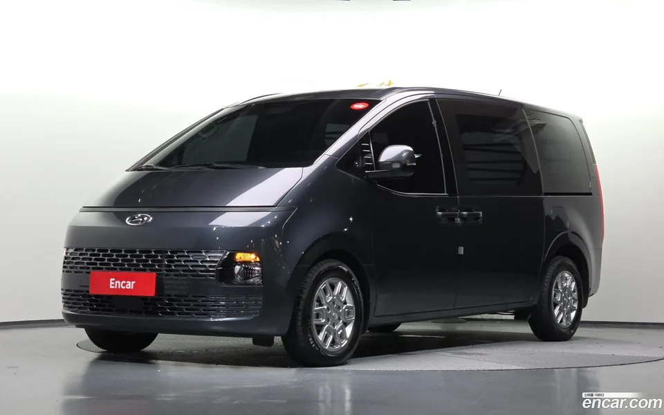 Hyundai Staria 2023