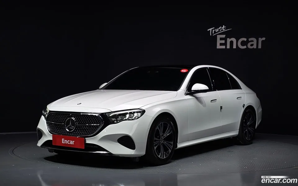 Mercedes-Benz E-Class 2024