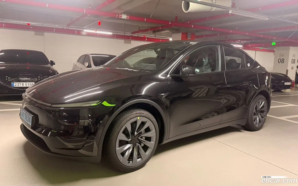 Tesla Model Y 2026