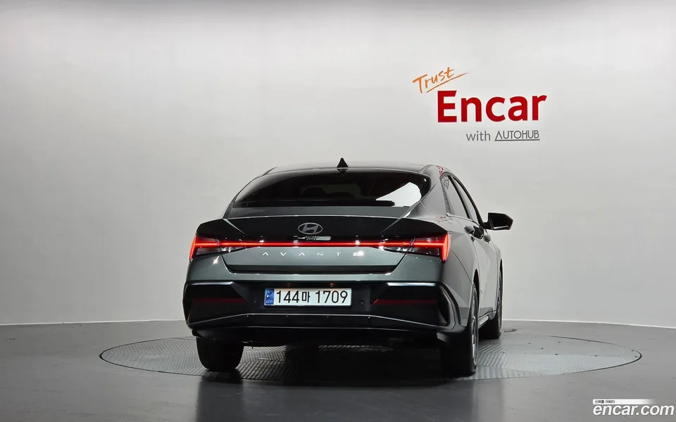 Hyundai Avante CN7 Hybrid 2025 — миниатюра 4