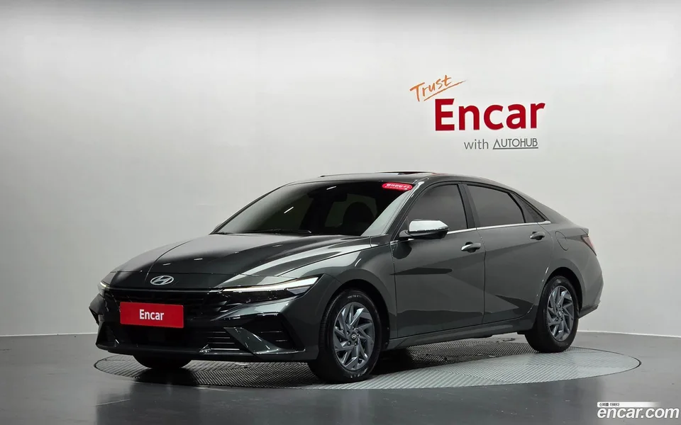 Hyundai Avante CN7 Hybrid 2025 — фото 1, купить с доставкой в Москву