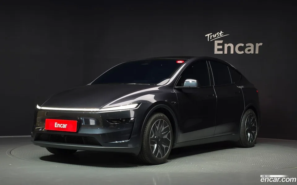 Tesla Model Y 2026