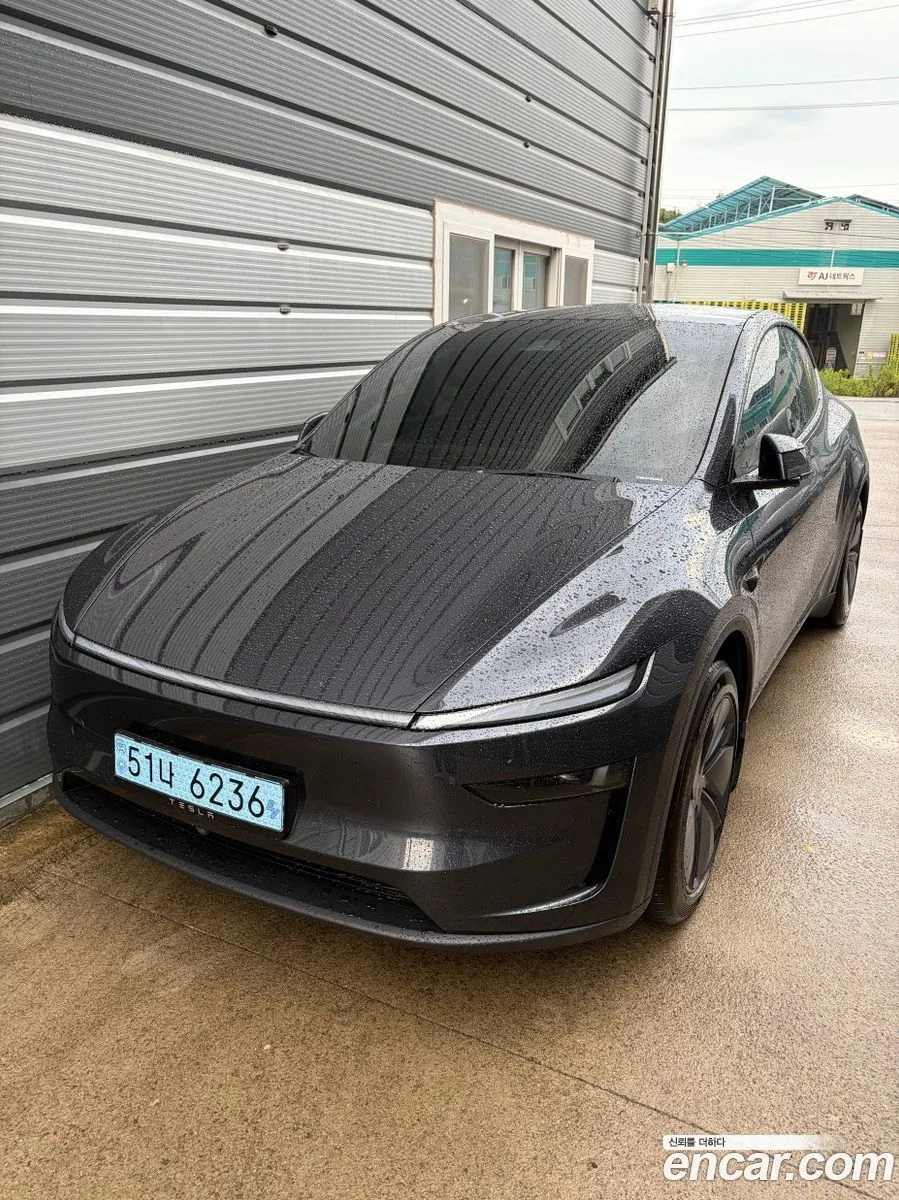 Tesla Model Y 2026