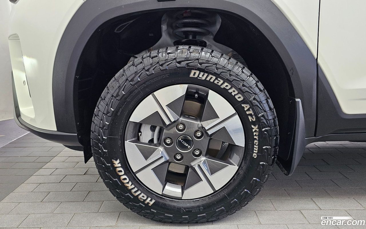 KG Mobility Musso EV 2025 — 2