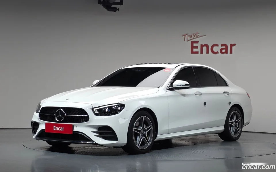 Mercedes-Benz E-Class 2023