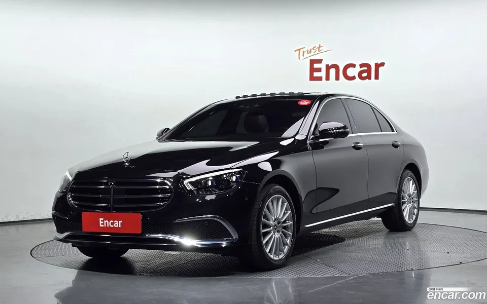Mercedes-Benz E-Class 2023
