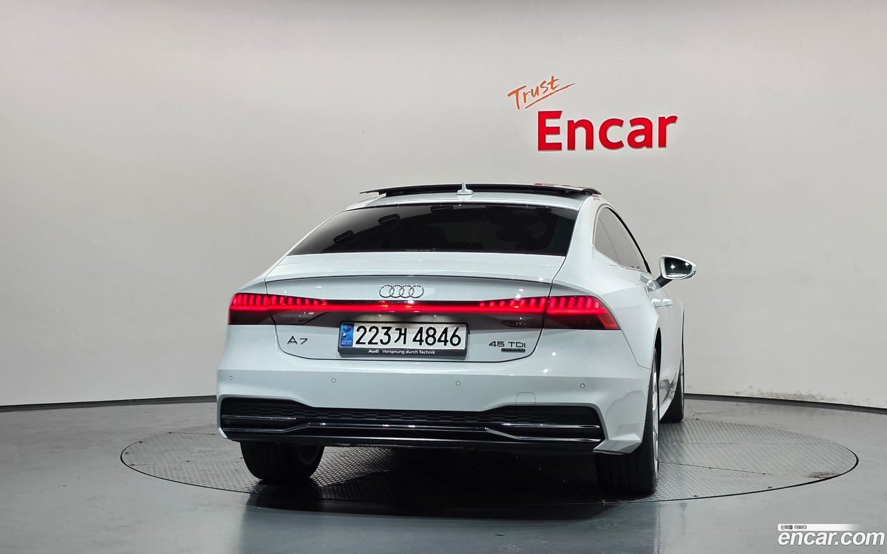 Audi A7 (4K) 2023 — 4