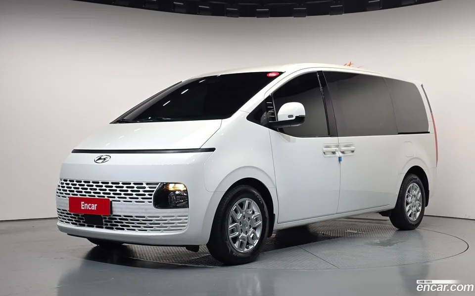 Hyundai Staria 2022