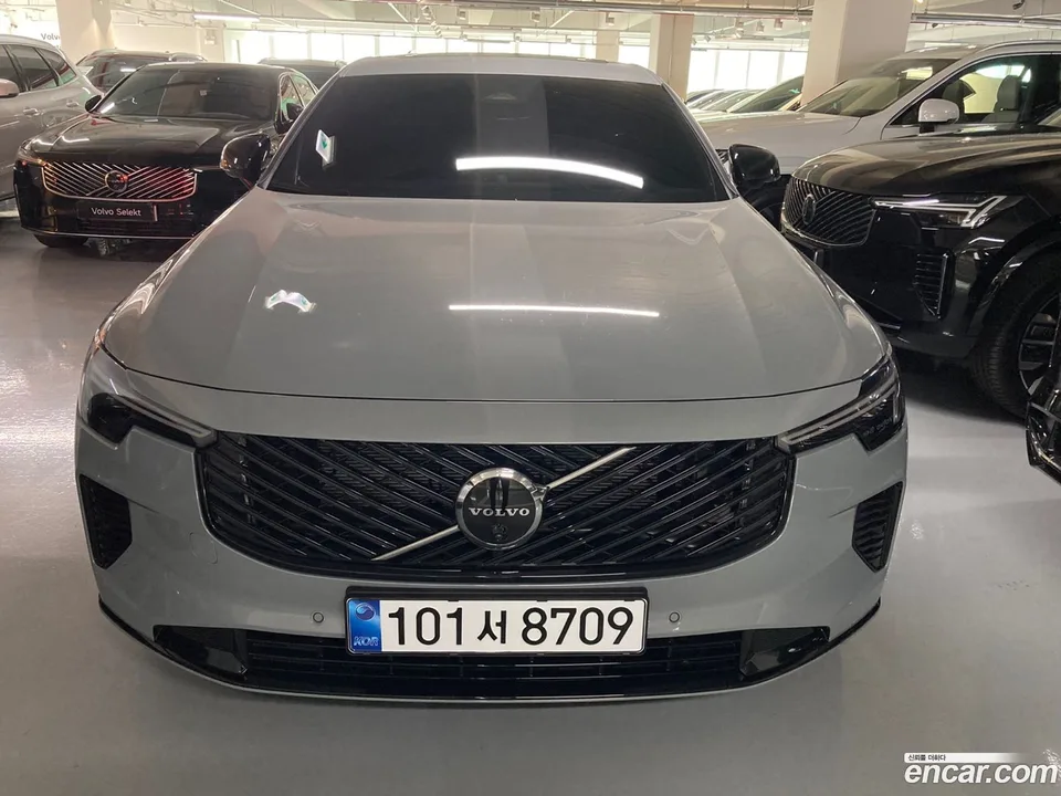 Volvo S90 2026