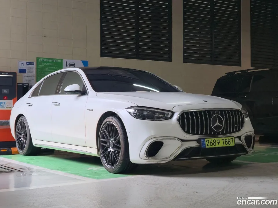 Mercedes-Benz S-Class 2024