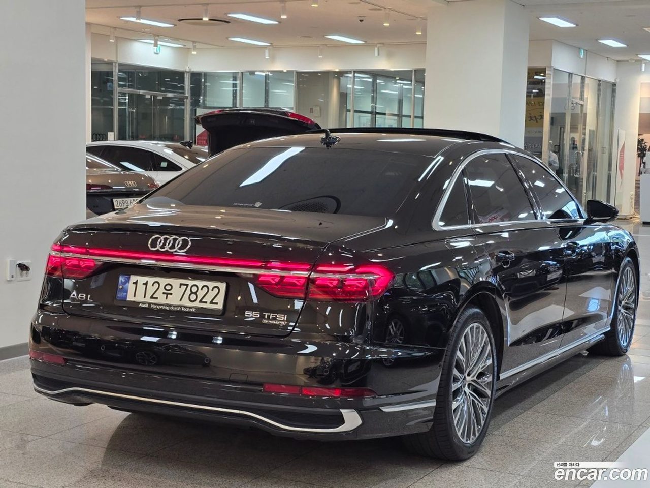 Audi A8 2022 — 2