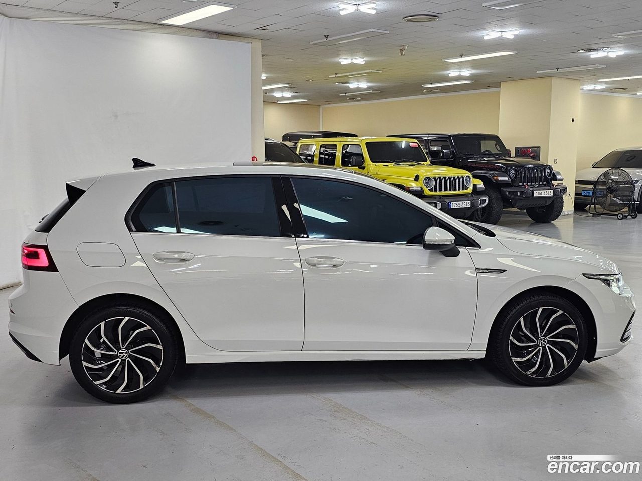 Volkswagen Golf 2022 — 2