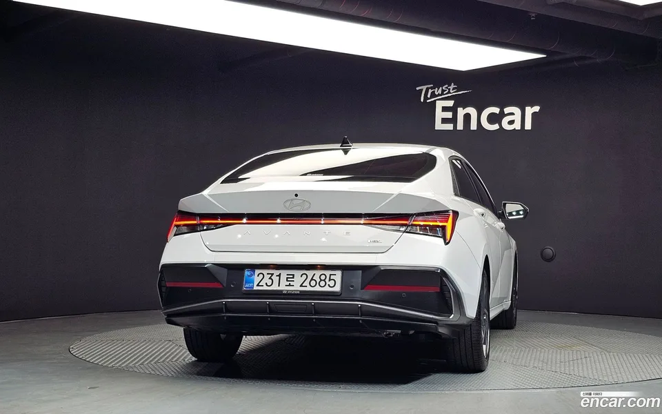Hyundai Avante CN7 Hybrid 2025 — миниатюра 4