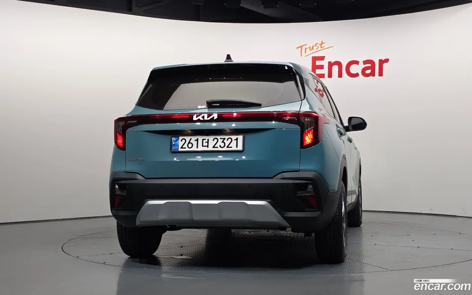 Kia Seltos 1.6 2WD 2024 — миниатюра 4