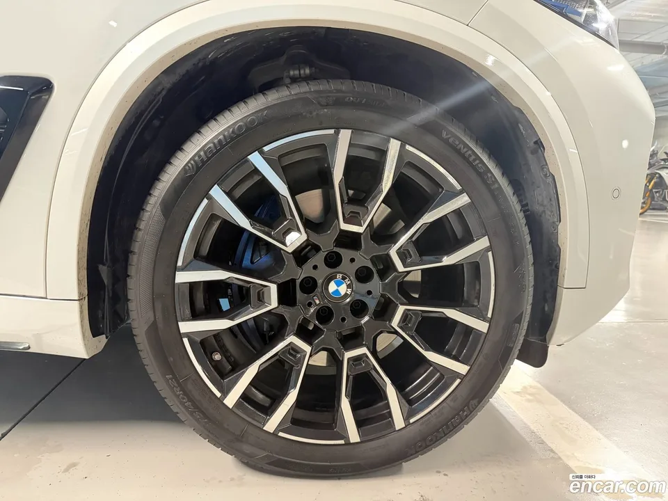 BMW X5 xDrive 40i M 2025 — миниатюра 5