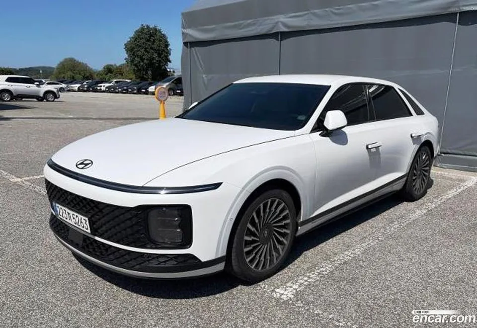 Hyundai Grandeur Hybrid 2024 — миниатюра 3