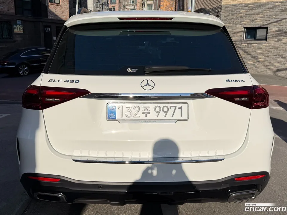 Mercedes-Benz GLE-Class GLE450 4MATIC AMG Line 2026 — миниатюра 4