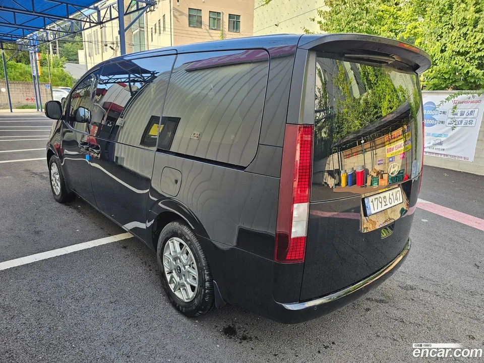 Hyundai Staria HEV 1.6 9 2024 — миниатюра 3