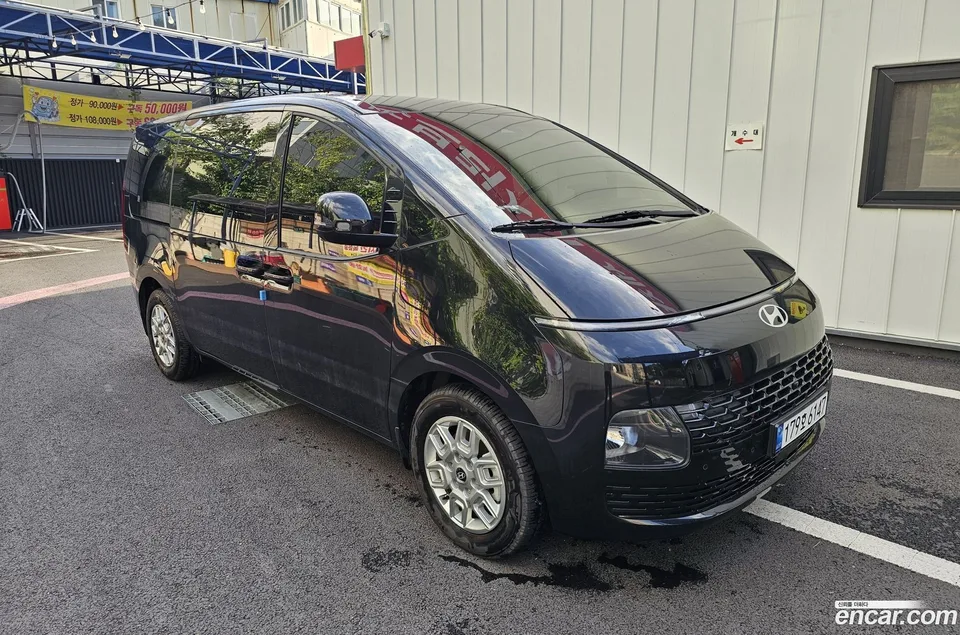 Hyundai Staria HEV 1.6 9 2024 — миниатюра 4