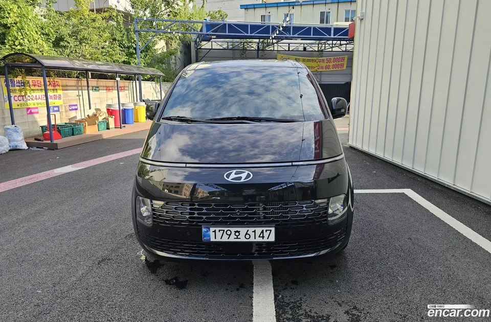 Hyundai Staria HEV 1.6 9 2024 — фото 1, купить с доставкой в Москву