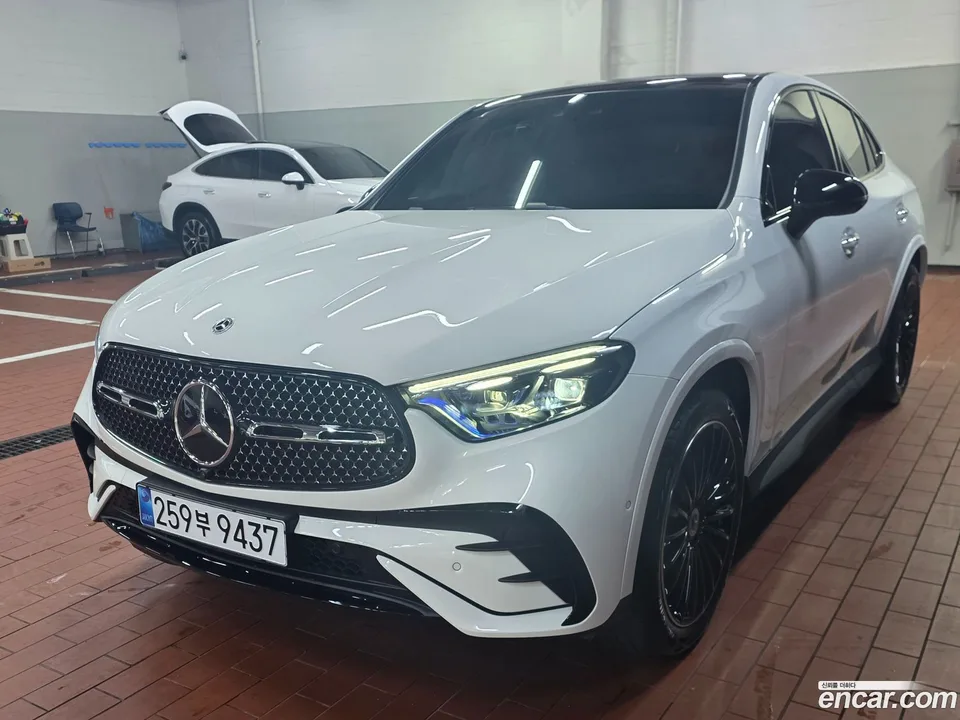 Mercedes-Benz GLC-Class GLC300 4MATIC 2026 — миниатюра 3