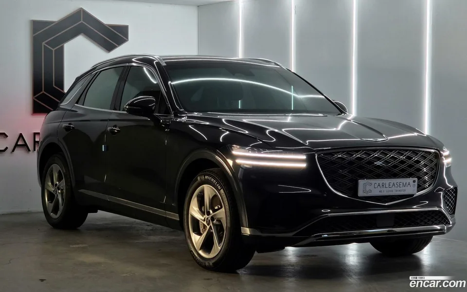 Genesis GV70 2.5T AWD 2025 — фото 1, купить с доставкой в Москву