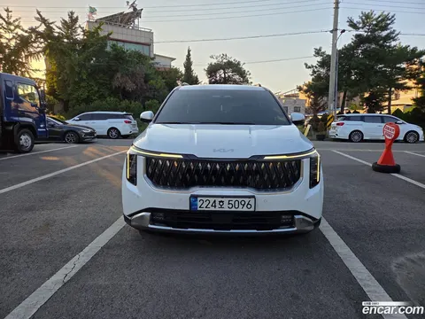 Kia Carnival 2024 buy in Moscow