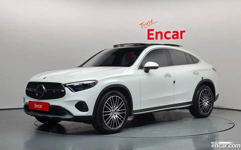 Mercedes-Benz GLC-Class GLC300 4MATIC 2025 — фото 1, купить с доставкой в Москву
