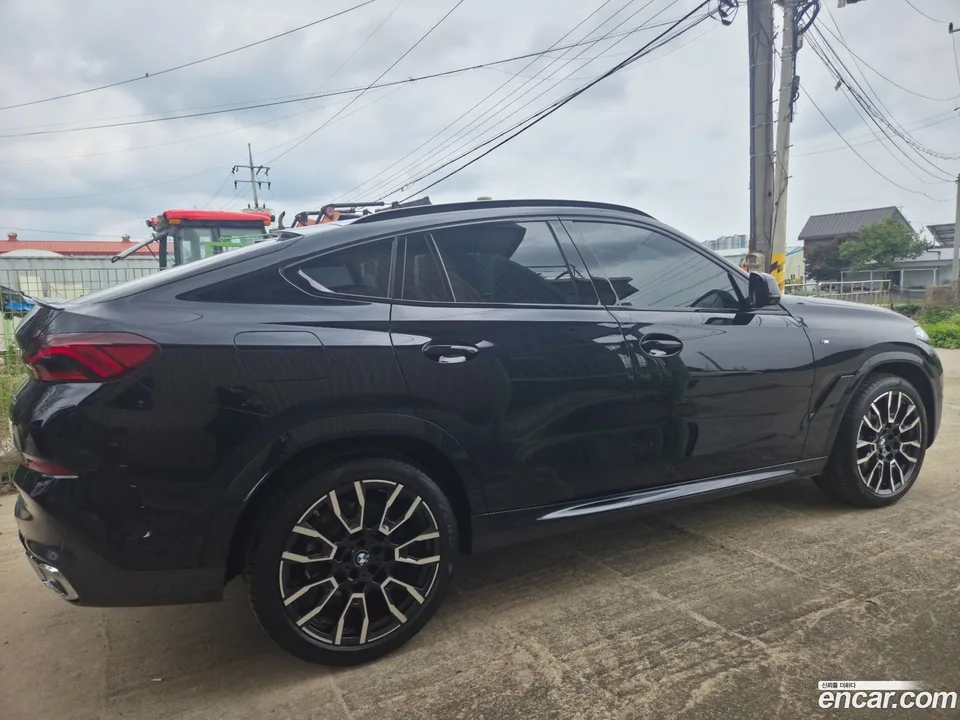 BMW X6 xDrive30d M 2026 — миниатюра 2