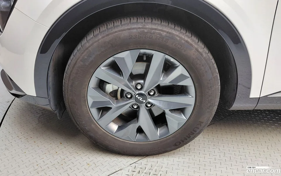 Kia Sportage 1.6 2WD 2024 — миниатюра 2