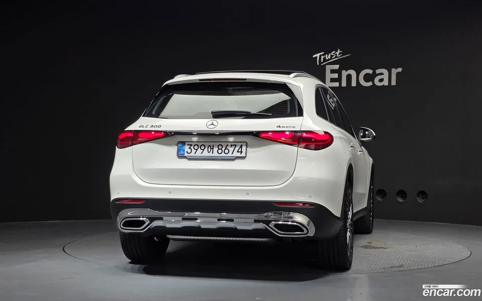 Mercedes-Benz GLC-Class GLC300 4MATIC 2026 — миниатюра 4