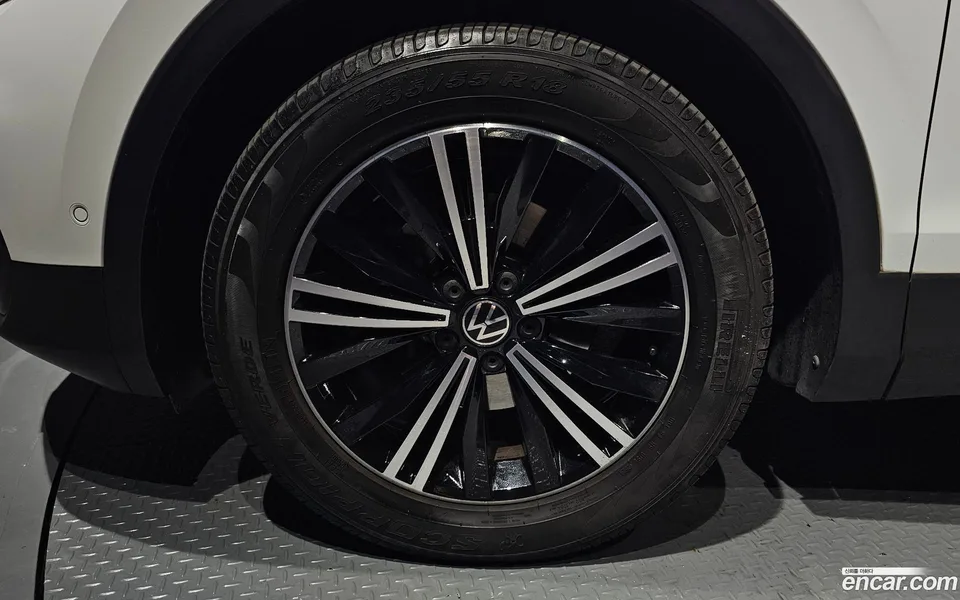 Volkswagen Tiguan 2.0 TDI 2022 — миниатюра 2