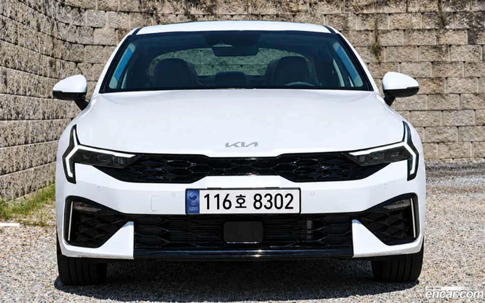 Kia K5 2.0 LPi() 2026 — фото 1, купить с доставкой в Москву
