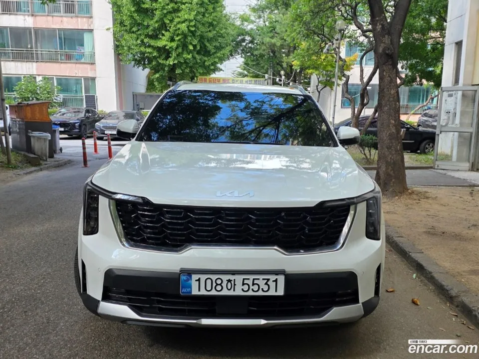 Kia Sorento 2.5T 2WD 2025 — фото 1, купить с доставкой в Москву